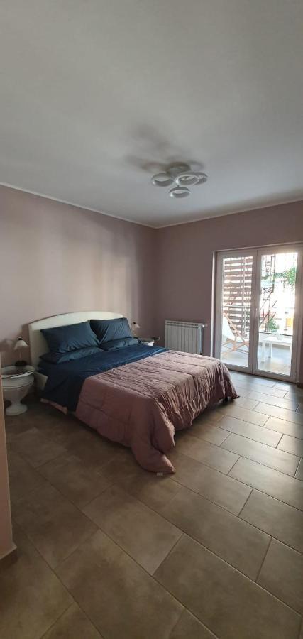 Ferienwohnung Casa Glicine Milazzo Exterior foto